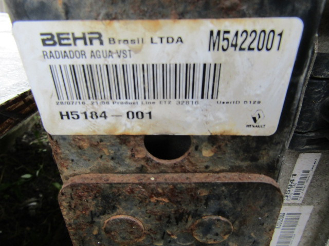 RENAULT MIDLUM DXI 180 RADIATOR P/NO M5422001 - Radiateur voor Vrachtwagen: afbeelding 2 RENAULT MIDLUM DXI 180 RADIATOR P/NO M5422001 - Radiateur voor Vrachtwagen: afbeelding 2