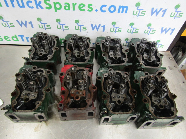 SCANIA 144/164 V8 CYLINDER HEAD - Motor en onderdelen voor Vrachtwagen: afbeelding 2 SCANIA 144/164 V8 CYLINDER HEAD - Motor en onderdelen voor Vrachtwagen: afbeelding 2