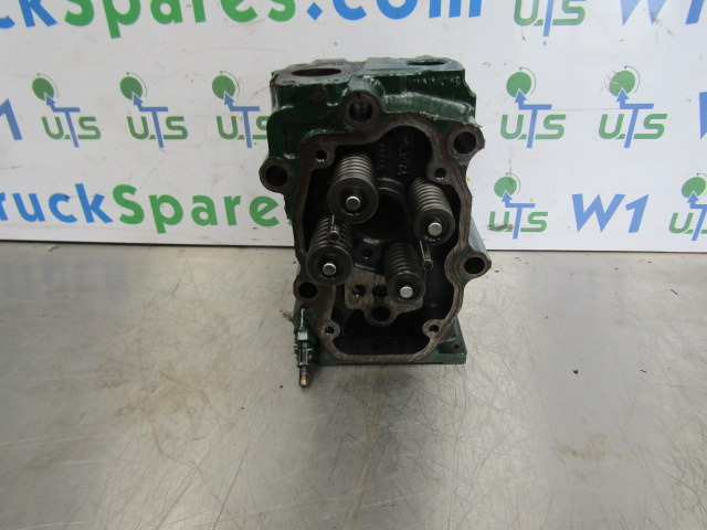 SCANIA 144/164 V8 CYLINDER HEAD - Motor en onderdelen voor Vrachtwagen: afbeelding 2 SCANIA 144/164 V8 CYLINDER HEAD - Motor en onderdelen voor Vrachtwagen: afbeelding 2