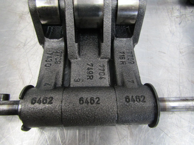 SCANIA 144/164 V8 ROCKERSHAFT P/NO 6462/77097430 - Motor en onderdelen voor Vrachtwagen: afbeelding 1 SCANIA 144/164 V8 ROCKERSHAFT P/NO 6462/77097430 - Motor en onderdelen voor Vrachtwagen: afbeelding 1