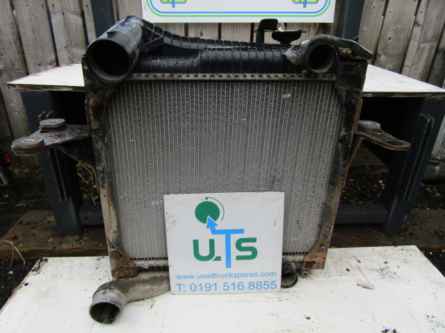SCANIA P94 230 RADIATOR/INTERCOOLER PACK P/NO 1400937 - Radiateur voor Vrachtwagen: afbeelding 4 SCANIA P94 230 RADIATOR/INTERCOOLER PACK P/NO 1400937 - Radiateur voor Vrachtwagen: afbeelding 4