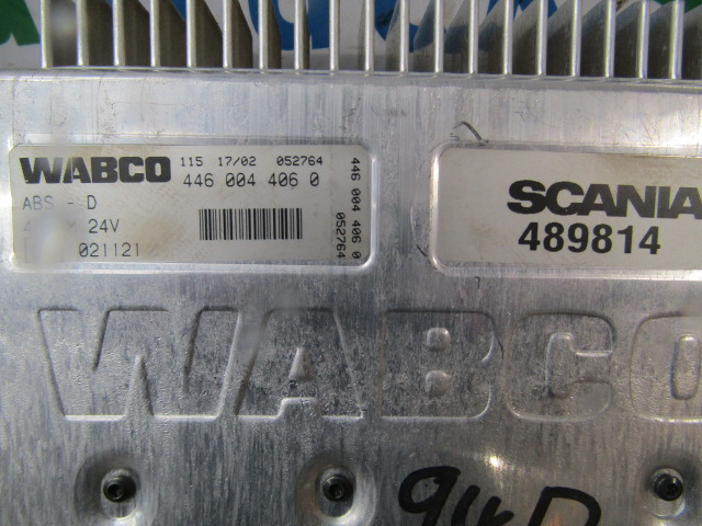 SCANIA P94 ABS ECU WABCO P/NO 4460044060 / SCANIA 489814 - ECU voor Vrachtwagen: afbeelding 2 SCANIA P94 ABS ECU WABCO P/NO 4460044060 / SCANIA 489814 - ECU voor Vrachtwagen: afbeelding 2