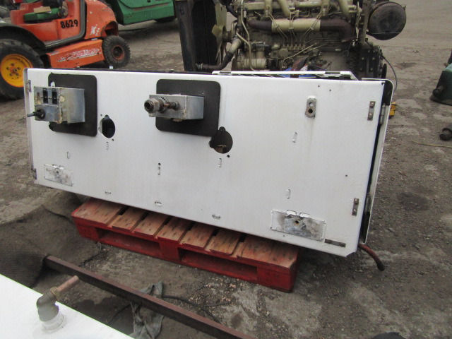 THERMO KING SPECTRUM TS DIESEL FRIDGE UNIT COMPLETE IN GOOD RUNNING ORDER - Koelunit voor Vrachtwagen: afbeelding 4 THERMO KING SPECTRUM TS DIESEL FRIDGE UNIT COMPLETE IN GOOD RUNNING ORDER - Koelunit voor Vrachtwagen: afbeelding 4