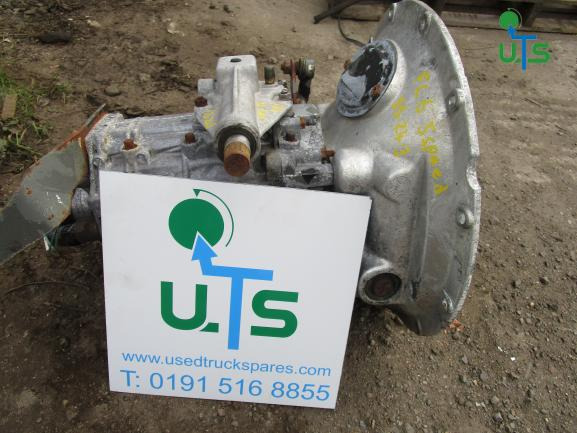 VOLVO FL6 ZF S5-24-3 5 SPEED GEARBOX - Versnellingsbak voor Vrachtwagen: afbeelding 1 VOLVO FL6 ZF S5-24-3 5 SPEED GEARBOX - Versnellingsbak voor Vrachtwagen: afbeelding 1