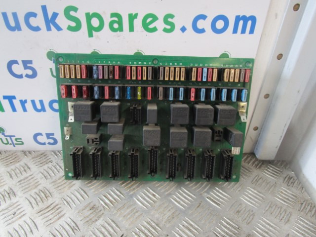 VOLVO FLE/FL6 FUSEBOARD 1079459 P04 - Elektrisch systeem voor Vrachtwagen: afbeelding 1 VOLVO FLE/FL6 FUSEBOARD 1079459 P04 - Elektrisch systeem voor Vrachtwagen: afbeelding 1