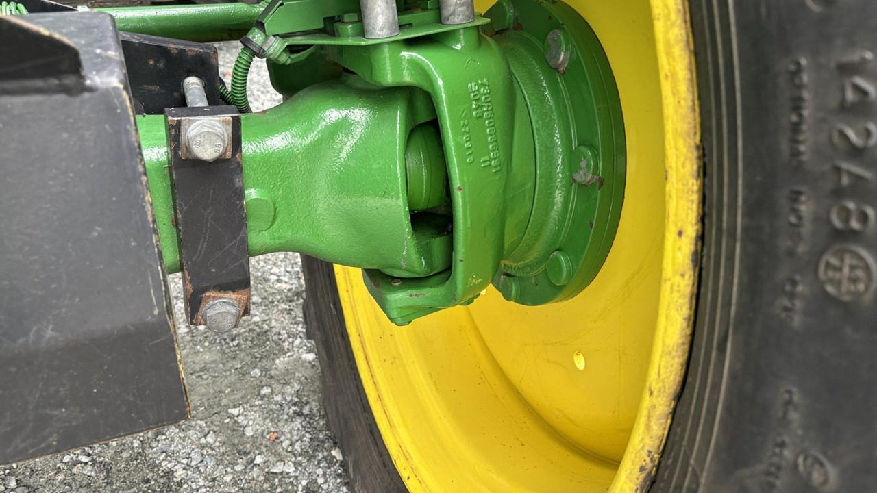 Gemeentelijke tractor John Deere 6120M: afbeelding 39