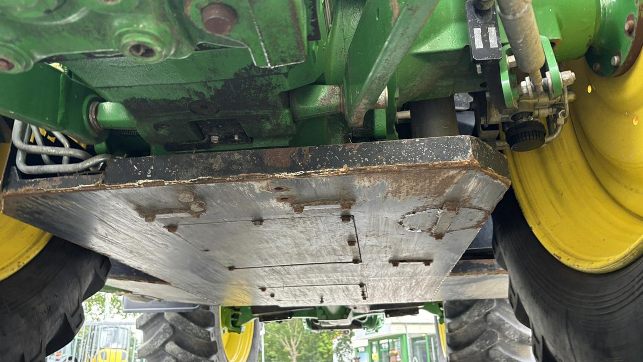 Gemeentelijke tractor John Deere 6120M: afbeelding 15