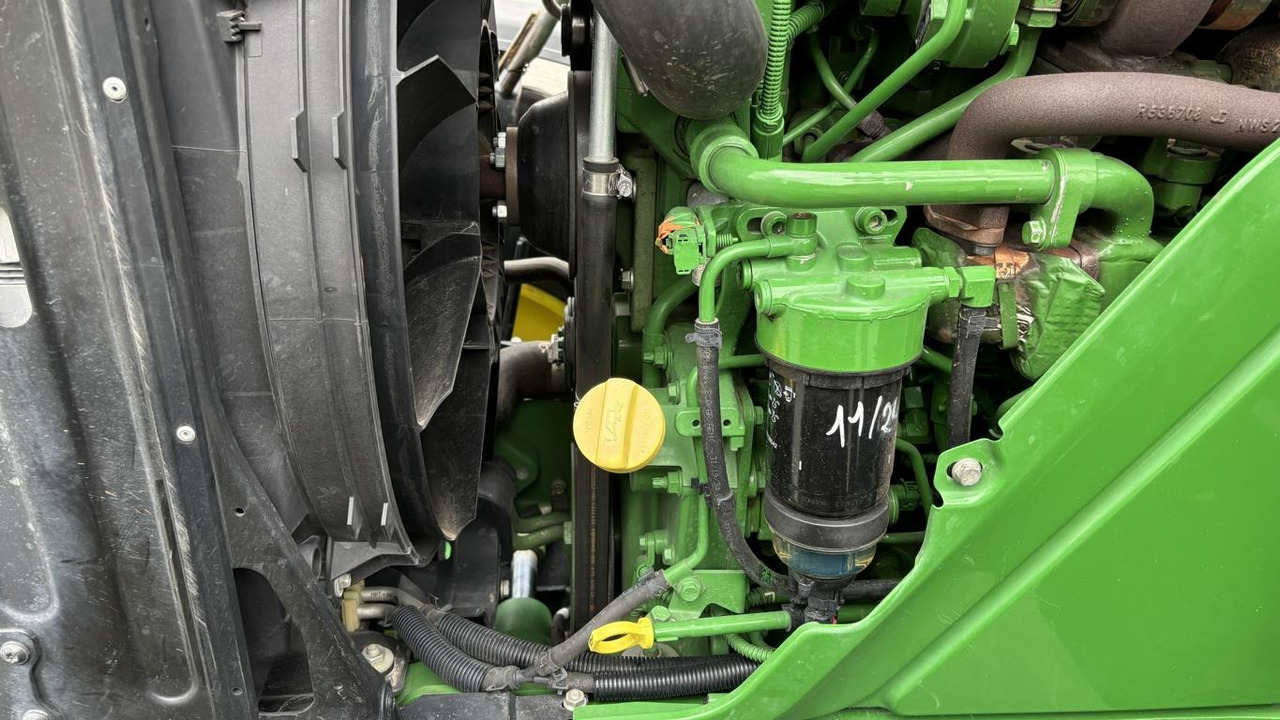 Gemeentelijke tractor John Deere 6120M: afbeelding 36