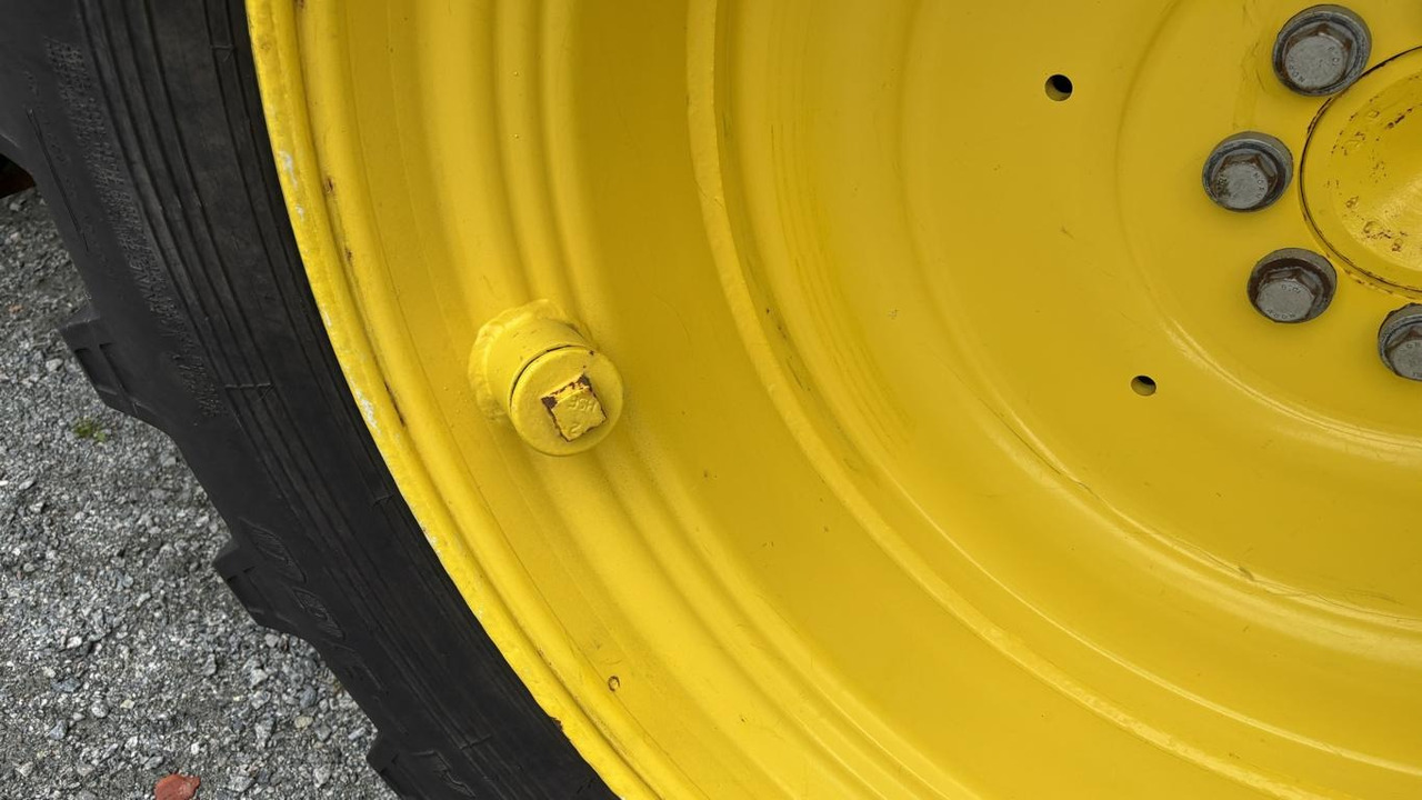 Gemeentelijke tractor John Deere 6120M: afbeelding 28