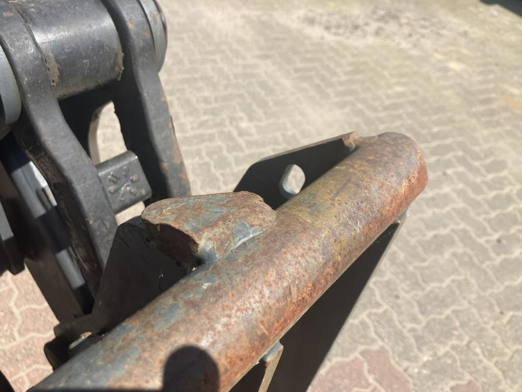 John Deere 6125R - Tractor: afbeelding 3 John Deere 6125R - Tractor: afbeelding 3