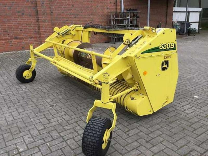 John Deere 630 B - Hakselaar toebehoor: afbeelding 1 John Deere 630 B - Hakselaar toebehoor: afbeelding 1