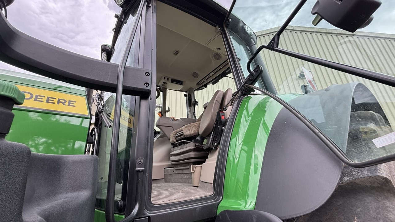 Tractor John Deere 6M 240: afbeelding 12