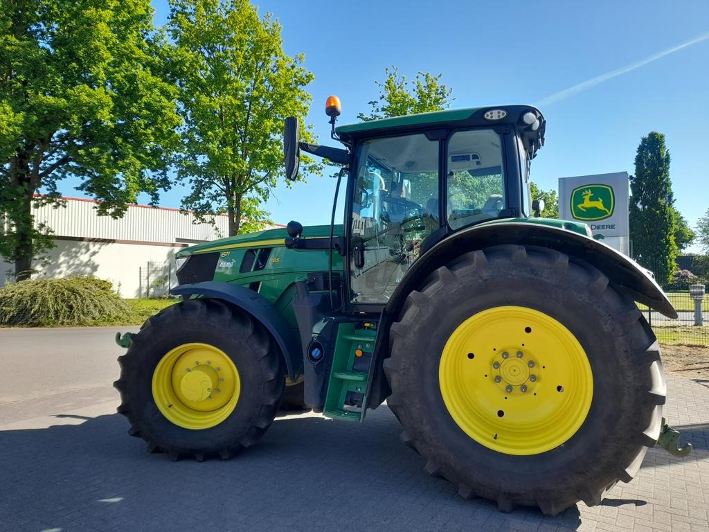 John Deere 6R185 - Tractor: afbeelding 1 John Deere 6R185 - Tractor: afbeelding 1