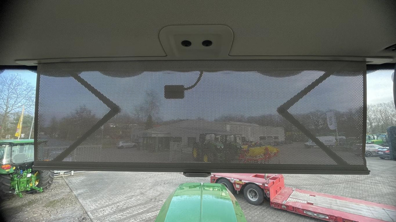 John Deere 6R215 - Tractor: afbeelding 3 John Deere 6R215 - Tractor: afbeelding 3