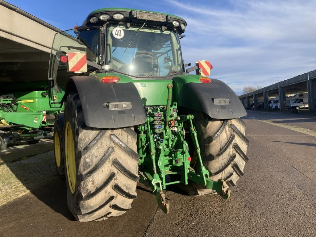 Tractor John Deere 8345R: afbeelding 16 Tractor John Deere 8345R: afbeelding 16