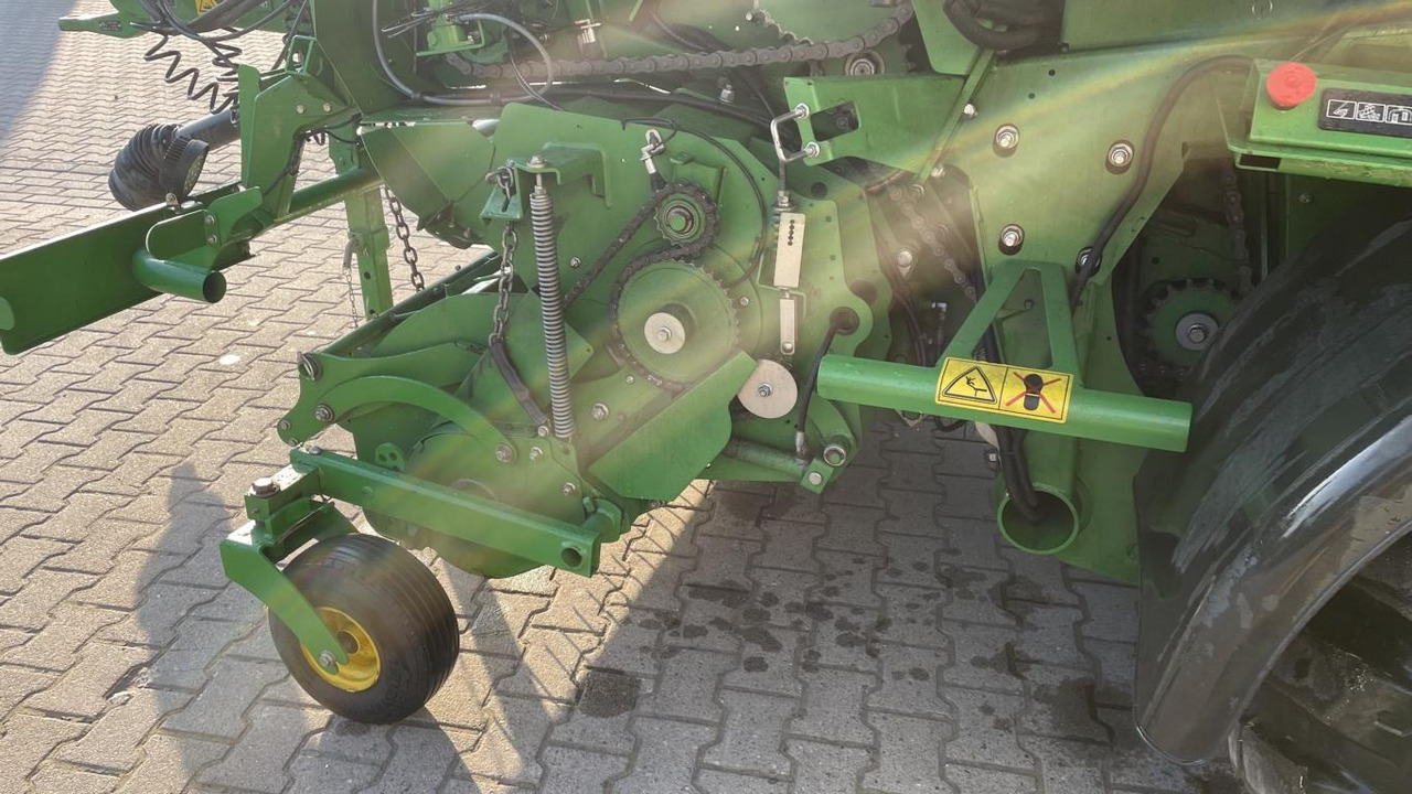 Hooi-/ Voedermachine John Deere C441R: afbeelding 17