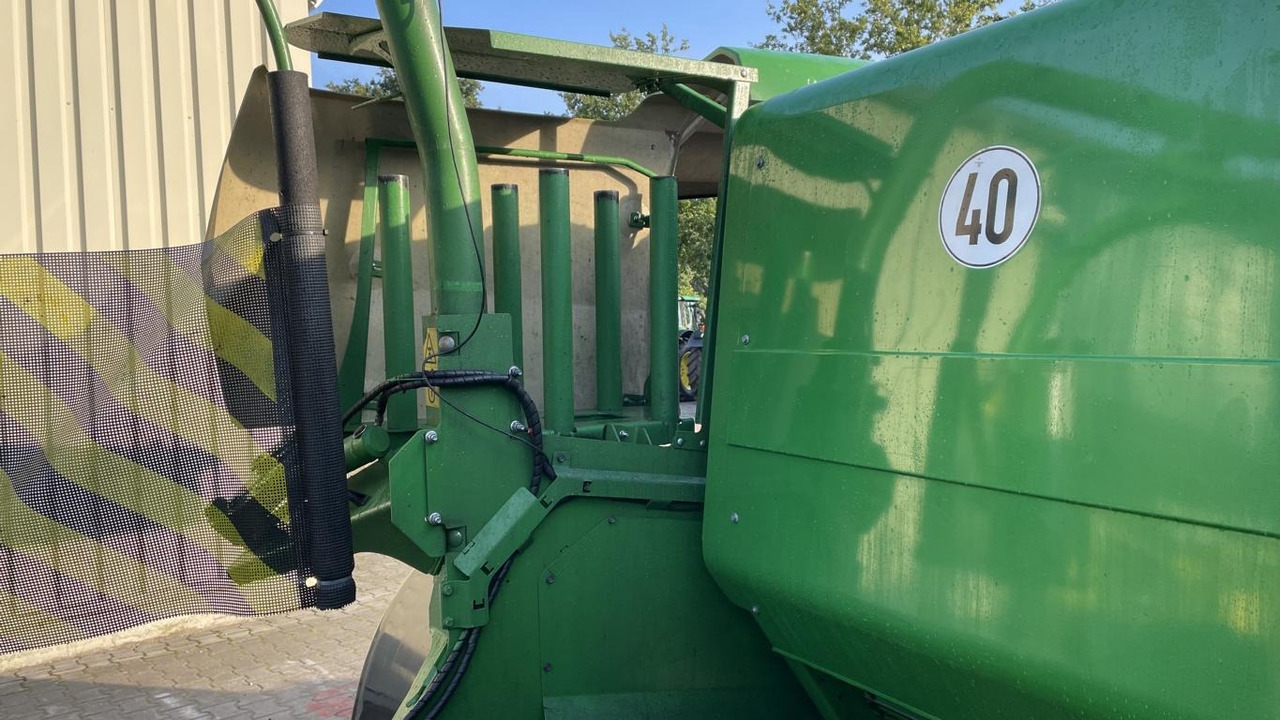 Hooi-/ Voedermachine John Deere C441R: afbeelding 19
