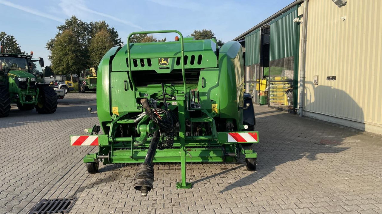 Hooi-/ Voedermachine John Deere C441R: afbeelding 29