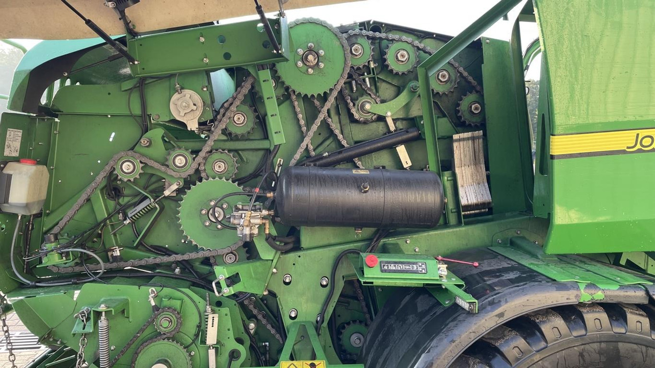 Hooi-/ Voedermachine John Deere C441R: afbeelding 18