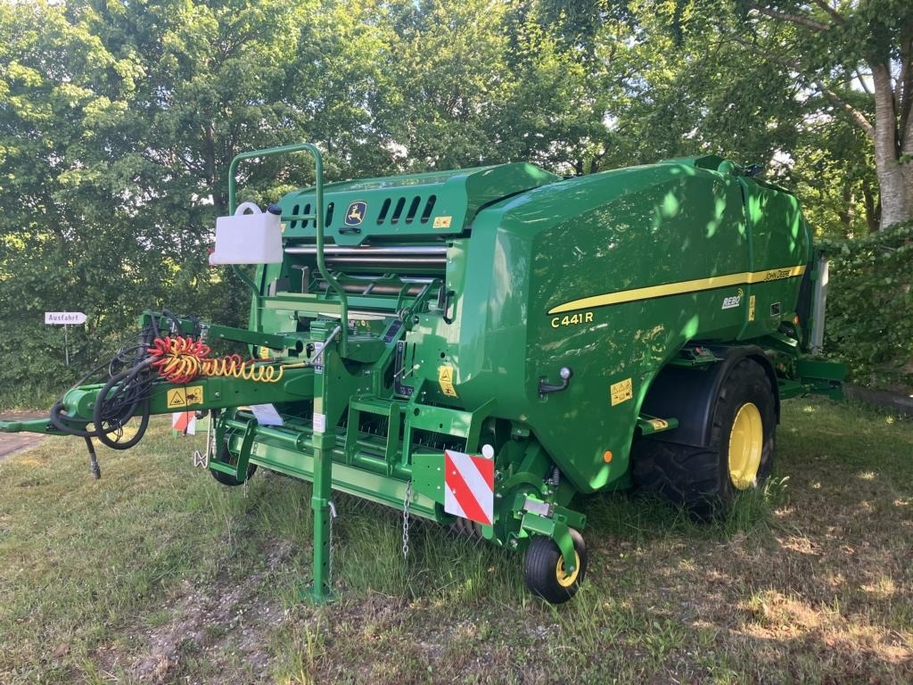 John Deere FESTKAMMER-KOMBIPRESSE C441R - Hooi-/ Voedermachine: afbeelding 1 John Deere FESTKAMMER-KOMBIPRESSE C441R - Hooi-/ Voedermachine: afbeelding 1