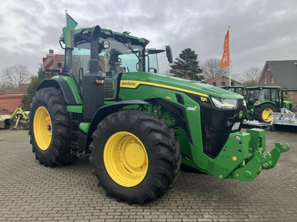 John Deere TRAKTOR 8R340 - Tractor: afbeelding 1 John Deere TRAKTOR 8R340 - Tractor: afbeelding 1