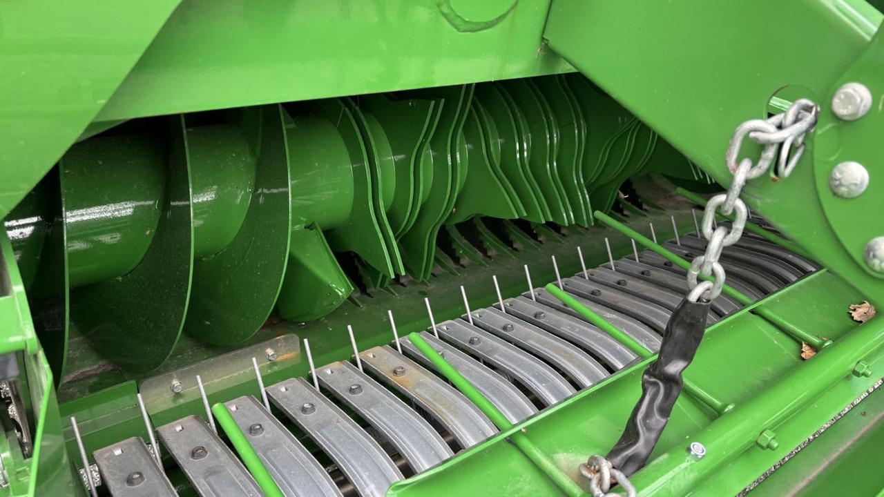 John Deere V461M - PAKET FÜR RUNDBALLENPR - Wikkelaar: afbeelding 4 John Deere V461M - PAKET FÜR RUNDBALLENPR - Wikkelaar: afbeelding 4