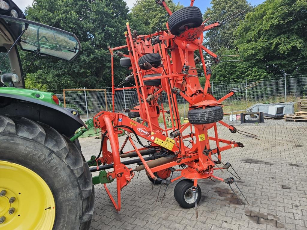 Kuhn GF8702 - Hooischudder: afbeelding 4 Kuhn GF8702 - Hooischudder: afbeelding 4
