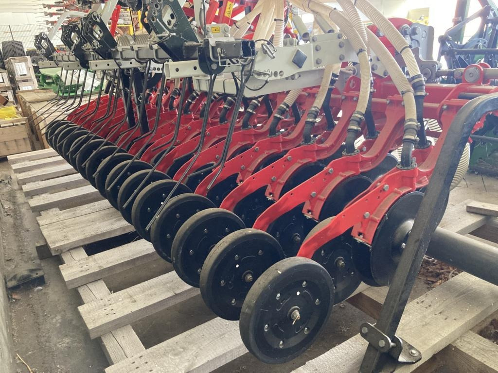 Leasing Pöttinger AEROSEM 4002 FDD Pöttinger AEROSEM 4002 FDD: afbeelding 12