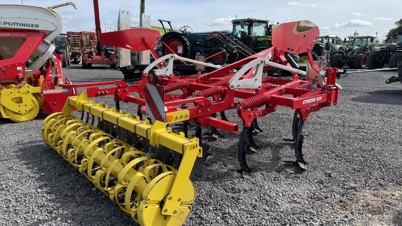 Pöttinger SYNKRO 3030 NOVA - Cultivator: afbeelding 2 Pöttinger SYNKRO 3030 NOVA - Cultivator: afbeelding 2