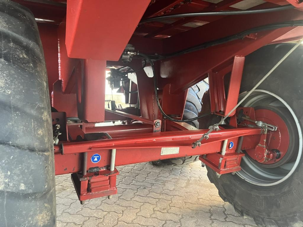 Strautmann GIGA-VITESSE CFS 4002 DO - Opraapwagen: afbeelding 3 Strautmann GIGA-VITESSE CFS 4002 DO - Opraapwagen: afbeelding 3