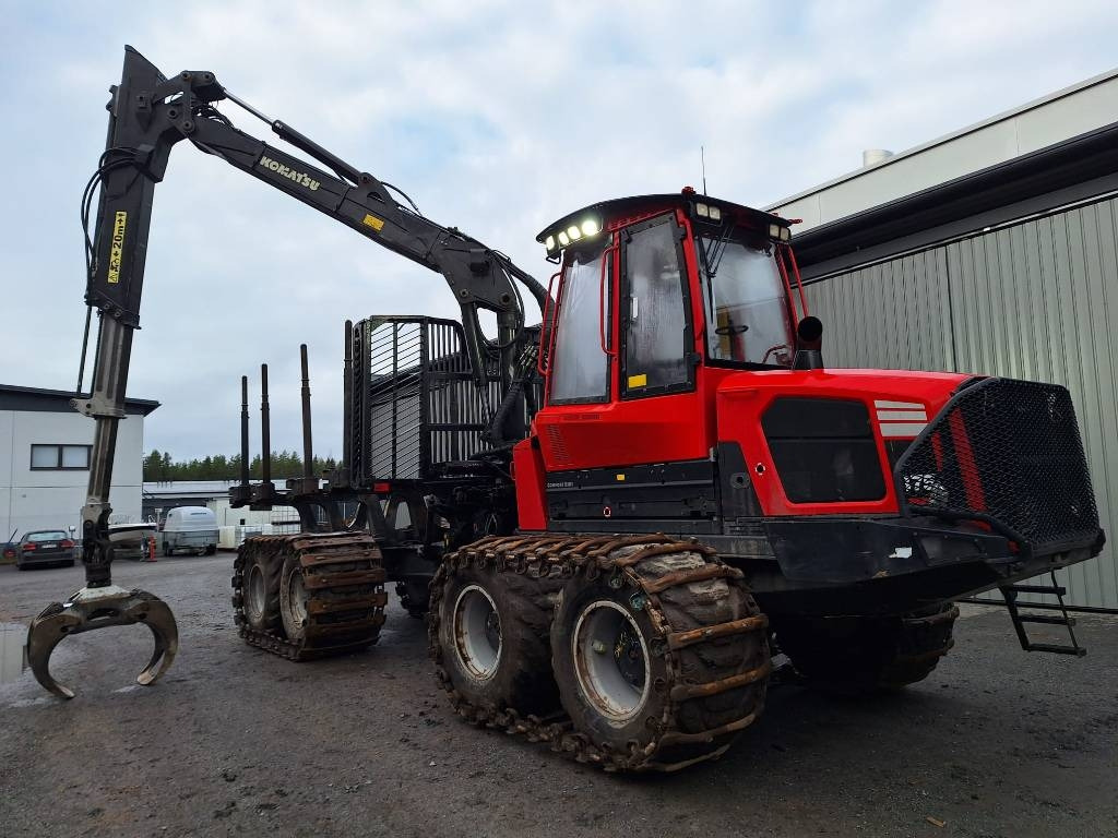 Komatsu 875 - Forwarder: afbeelding 1 Komatsu 875 - Forwarder: afbeelding 1