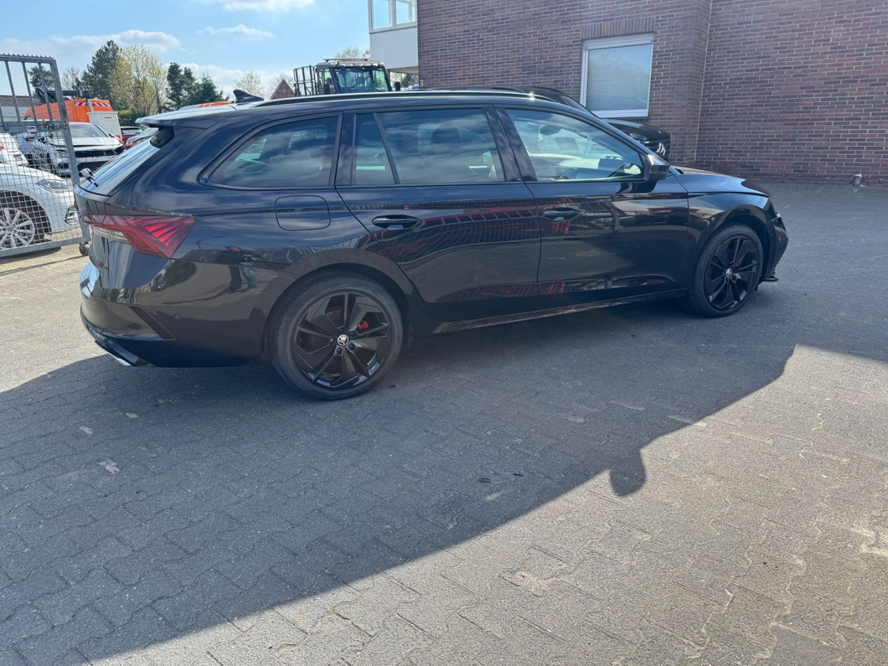 Skoda Octavia Combi RS 2.0 TDI 147kW 7-Gang DSG Pano - Personenwagen: afbeelding 5 Skoda Octavia Combi RS 2.0 TDI 147kW 7-Gang DSG Pano - Personenwagen: afbeelding 5