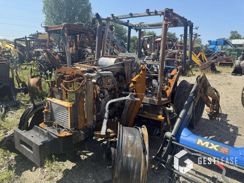 Claas Axos 340 - Tractor: afbeelding 5 Claas Axos 340 - Tractor: afbeelding 5
