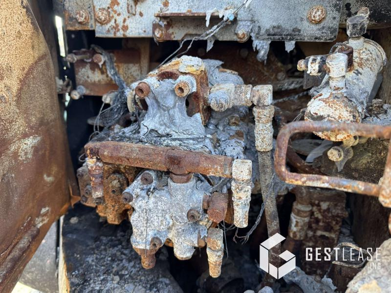 Kobelco SK140 - Rupsgraafmachine: afbeelding 4 Kobelco SK140 - Rupsgraafmachine: afbeelding 4