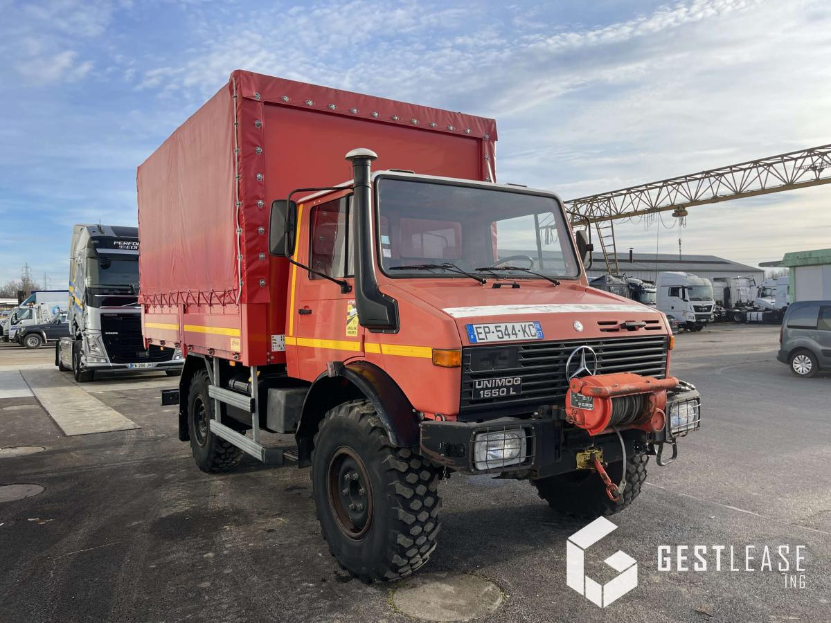 Mercedes UNIMOG 1550 L - Schuifzeilen vrachtwagen: afbeelding 4 Mercedes UNIMOG 1550 L - Schuifzeilen vrachtwagen: afbeelding 4