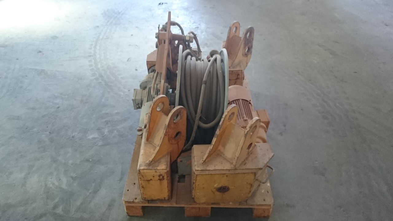 Liebherr Schienenfahrewerk Schienenfahrwerk für 34K, 35K - Bouwmaterieel: afbeelding 4 Liebherr Schienenfahrewerk Schienenfahrwerk für 34K, 35K - Bouwmaterieel: afbeelding 4