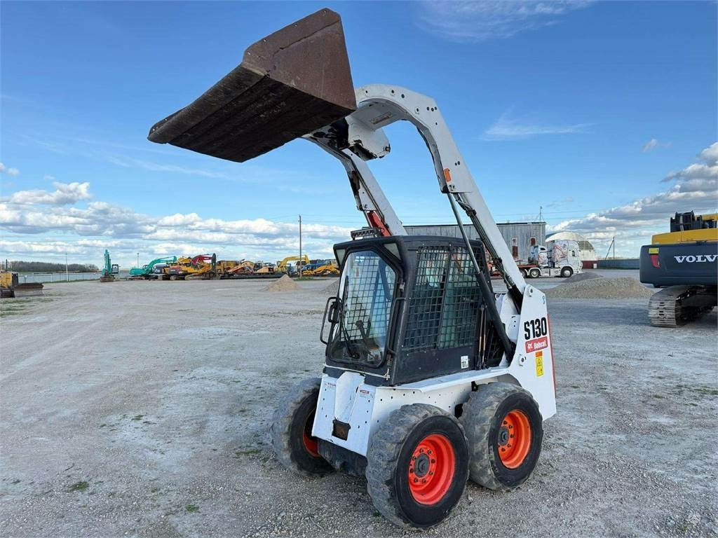 Bobcat S130 - Schranklader: afbeelding 1 Bobcat S130 - Schranklader: afbeelding 1
