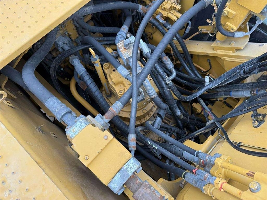 Leasing CAT 326 FLN, 2.5 m3  CAT 326 FLN, 2.5 m3: afbeelding 15