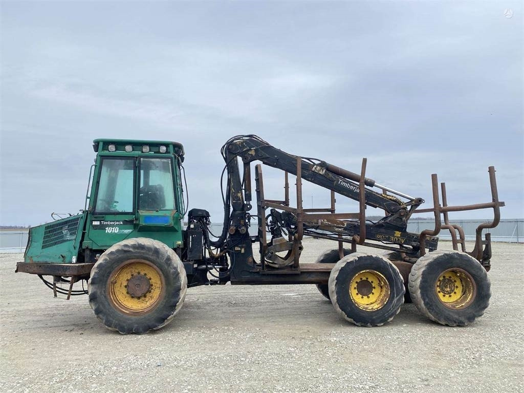 Timberjack 1010 , VISAS ARBA DALIMIS - Forwarder: afbeelding 3 Timberjack 1010 , VISAS ARBA DALIMIS - Forwarder: afbeelding 3