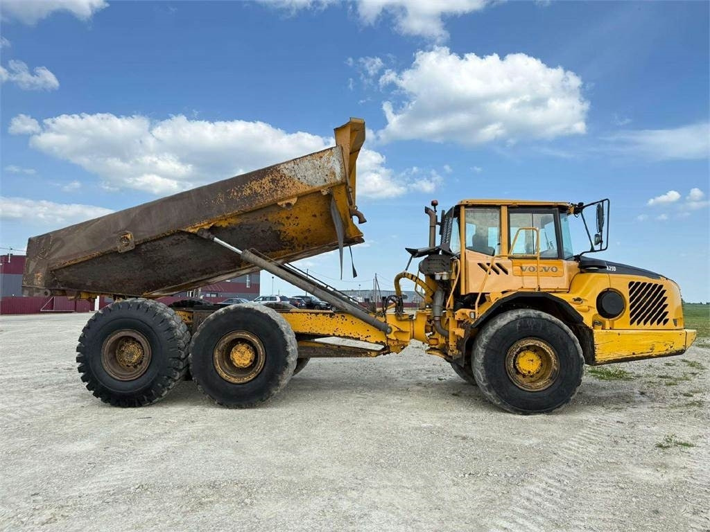 Volvo A25D - Kiepwagen met knikbesturing: afbeelding 2 Volvo A25D - Kiepwagen met knikbesturing: afbeelding 2