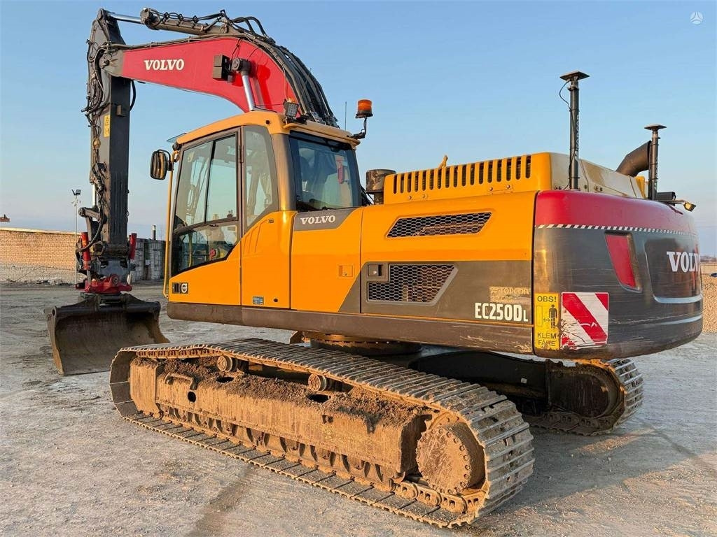 Volvo EC 250 DL 3D GPS + ROTOTILT - Rupsgraafmachine: afbeelding 1 Volvo EC 250 DL 3D GPS + ROTOTILT - Rupsgraafmachine: afbeelding 1
