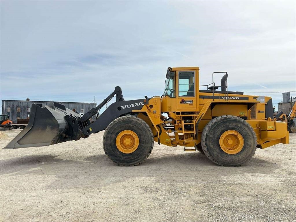 Volvo L 220 D, Quick hitch, Third l - Wiellader: afbeelding 3 Volvo L 220 D, Quick hitch, Third l - Wiellader: afbeelding 3