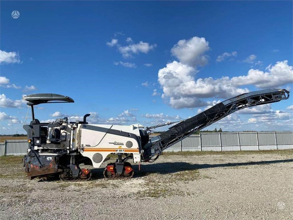 Wirtgen W100F - Asfaltafwerkmachine: afbeelding 1 Wirtgen W100F - Asfaltafwerkmachine: afbeelding 1
