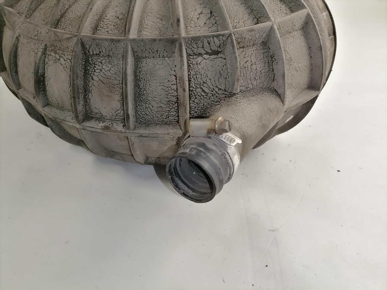 DAF Air intake 1667680 - Luchtinlaatsysteem voor Vrachtwagen: afbeelding 4 DAF Air intake 1667680 - Luchtinlaatsysteem voor Vrachtwagen: afbeelding 4