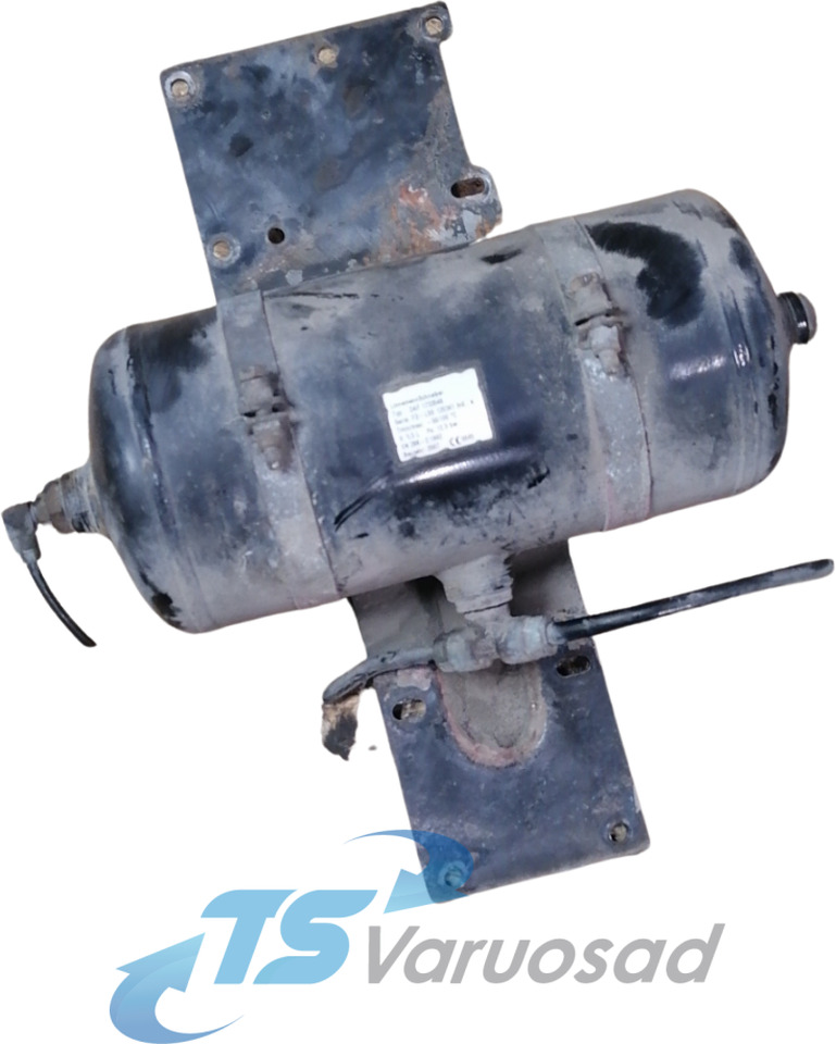 DAF Air tank 1733548 - Universeel onderdeel voor Vrachtwagen: afbeelding 1 DAF Air tank 1733548 - Universeel onderdeel voor Vrachtwagen: afbeelding 1