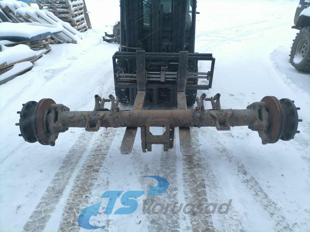 MAN Axel housing 81354015719 - As en onderdelen voor Vrachtwagen: afbeelding 1 MAN Axel housing 81354015719 - As en onderdelen voor Vrachtwagen: afbeelding 1