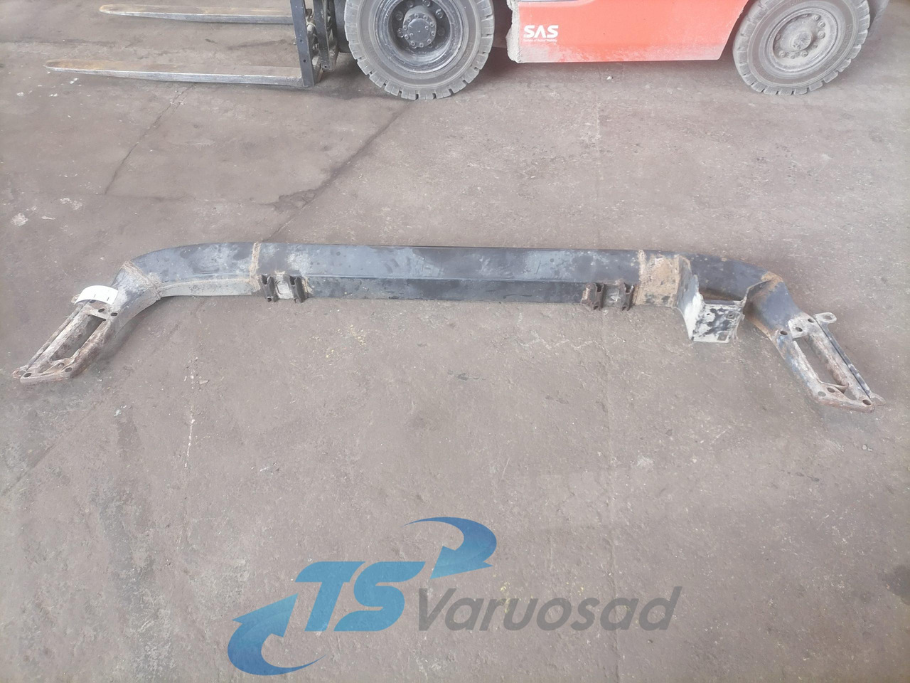 MAN Bumper 81416505013 - Bumper voor Vrachtwagen: afbeelding 1 MAN Bumper 81416505013 - Bumper voor Vrachtwagen: afbeelding 1