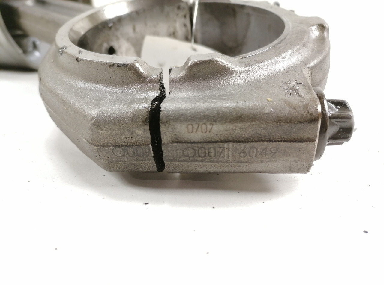 MAN Connecting rod + piston 51024006030 - Zuigers/ Ringen/ Glijlagers voor Vrachtwagen: afbeelding 5 MAN Connecting rod + piston 51024006030 - Zuigers/ Ringen/ Glijlagers voor Vrachtwagen: afbeelding 5