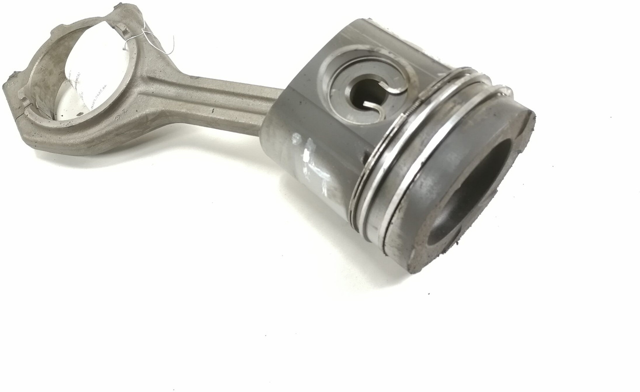 MAN Connecting rod + piston 51024006030 - Zuigers/ Ringen/ Glijlagers voor Vrachtwagen: afbeelding 1 MAN Connecting rod + piston 51024006030 - Zuigers/ Ringen/ Glijlagers voor Vrachtwagen: afbeelding 1