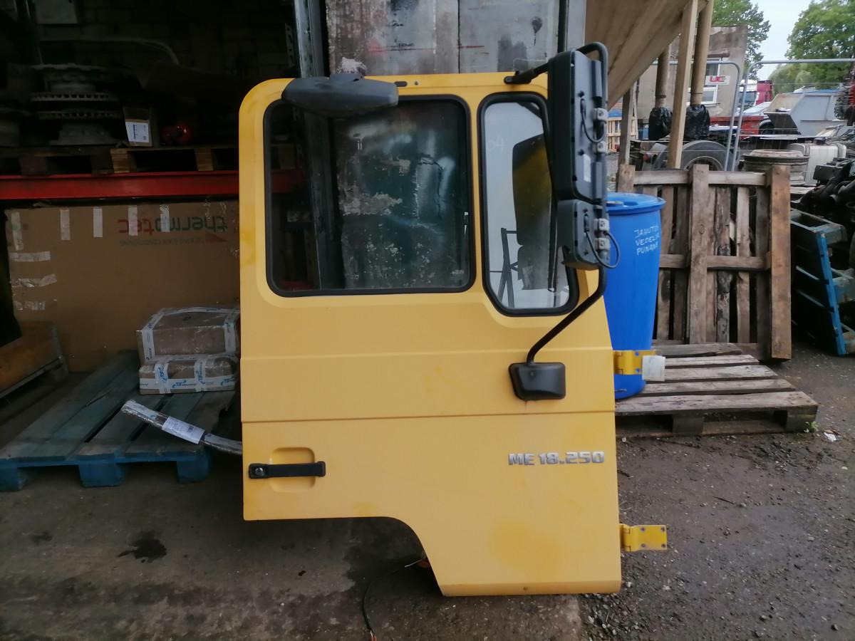 MAN Door 81626004088 - Deur en onderdelen voor Vrachtwagen: afbeelding 2 MAN Door 81626004088 - Deur en onderdelen voor Vrachtwagen: afbeelding 2